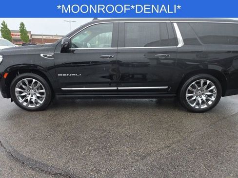 Used 2024 GMC Yukon XL Denali w/ Advanced Technology Package AWD/4WD image 11
