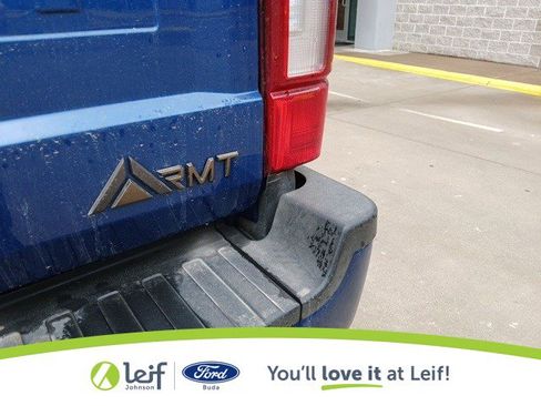 Used 2022 Ford F250 Lariat w/ Black Appearance Package image 9