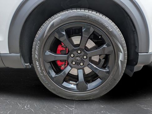 Used 2024 Ford Explorer ST w/ Equipment Group 401A AWD/4WD image 10