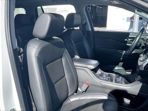 Used 2022 GMC Acadia SLT w/ Technology Package image 29