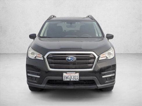 Used 2021 Subaru Ascent Premium w/ Convenience Package image 2