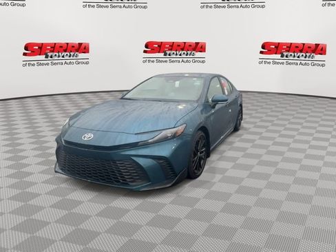 New 2026 Toyota Camry SE image 5