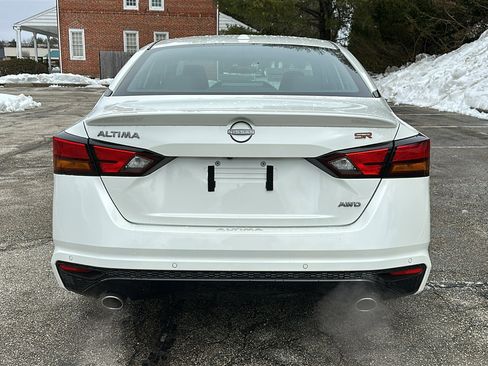 New 2025 Nissan Altima 2.5 SR w/ SR Premium Package image 5