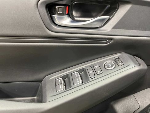 Used 2025 Honda Accord SE image 13