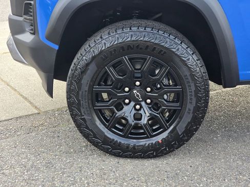 New 2026 Chevrolet Colorado Trail Boss AWD/4WD image 9