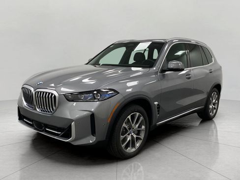 New 2026 BMW X5 xDrive40i w/ Climate Comfort Package AWD/4WD image 11
