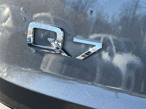 Used 2021 Audi Q7 3.0T Premium w/ Convenience Package image 24