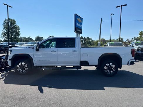 Used 2025 GMC Sierra 3500 Denali w/ Technology Package AWD/4WD image 9