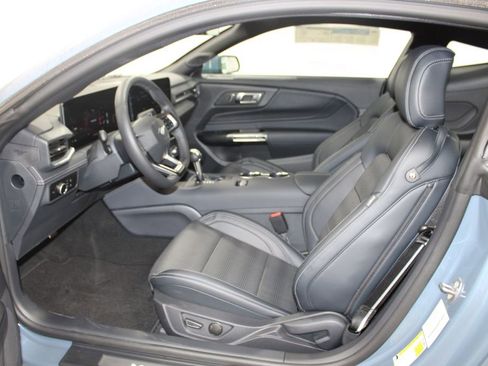 New 2025 Ford Mustang Premium image 18