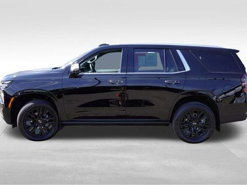 Used 2025 Chevrolet Tahoe Premier AWD/4WD image 9