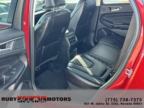 Used 2024 Ford Edge Titanium image 19