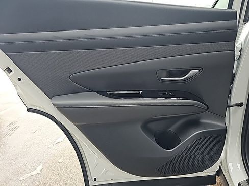 New 2026 Hyundai Tucson Limited image 32