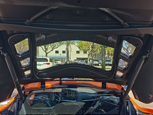 Used 2023 Chevrolet Corvette Stingray Preferred Cpe w/ Z51 Performance Package image 32