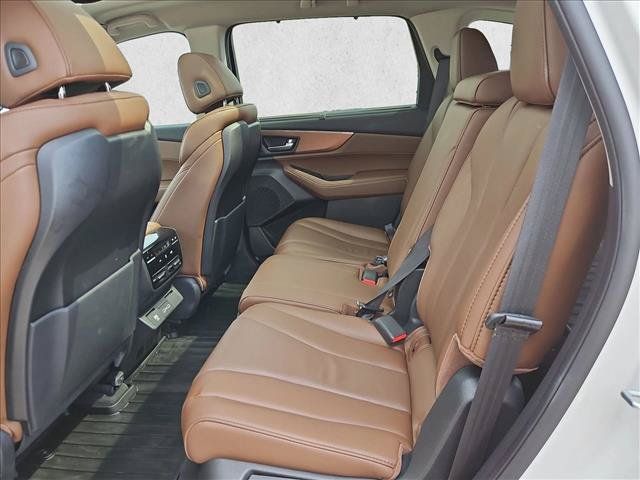 Used 2024 Acura MDX w/ Technology Package AWD/4WD image 17