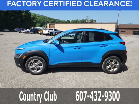 Certified 2022 Hyundai Kona SEL w/ Convenience Package AWD/4WD image 5