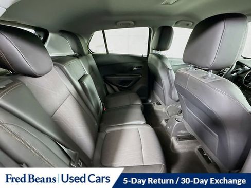Used 2022 Chevrolet Trax LT w/ Driver Confidence Package image 26