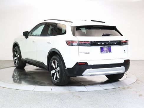 Used 2024 Honda Prologue Touring image 7