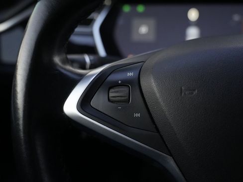 Used 2017 Tesla Model S 75D image 39