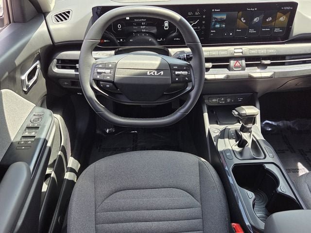 Used 2025 Kia K4 EX FWD image 12