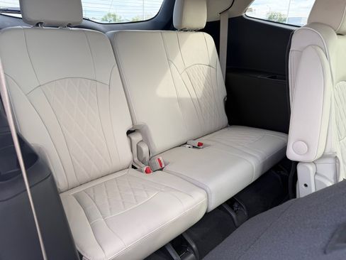 Used 2023 Buick Enclave Avenir w/ Trailering Package, 5000 lbs. image 28