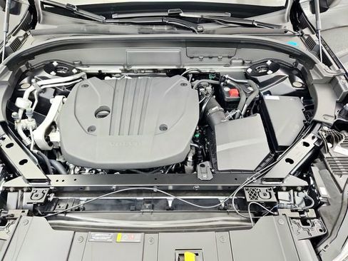 New 2026 Volvo XC60 B5 Ultra w/ Protection Package Premier image 28