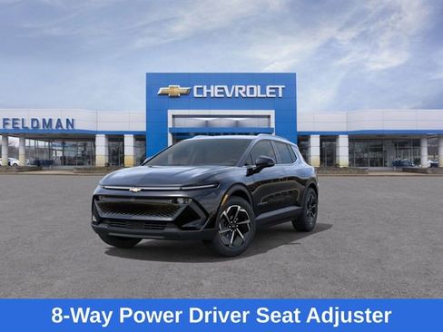 New 2026 Chevrolet Equinox EV LT image 9