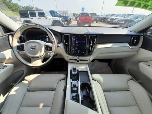 Used 2021 Volvo XC60 T8 Inscription w/ Advanced Package AWD/4WD image 46