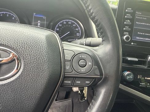 Used 2022 Toyota Camry SE FWD image 20