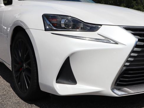 Used 2017 Lexus IS 200t RWD image 7