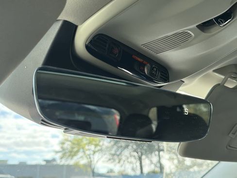 Used 2016 Volvo XC90 T6 Momentum image 31