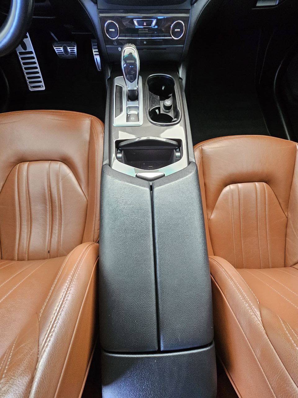 Used 2014 Maserati Ghibli RWD image 30