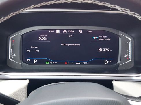 Certified 2025 Volkswagen Taos SEL AWD/4WD image 12