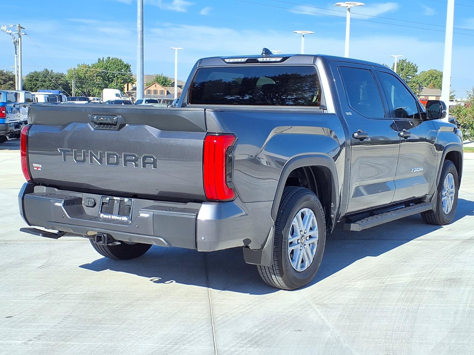 Used 2026 Toyota Tundra SR5 w/ SR5 Convenience Package RWD image 9