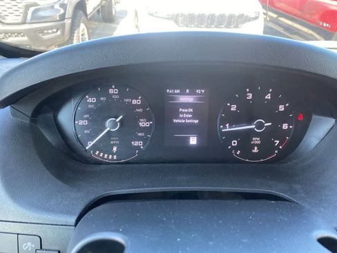 Used 2025 RAM ProMaster 2500 w/ Convenience Group FWD image 14