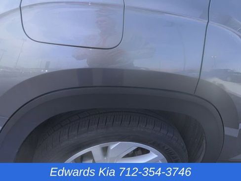 Used 2021 Volkswagen Atlas SE image 6