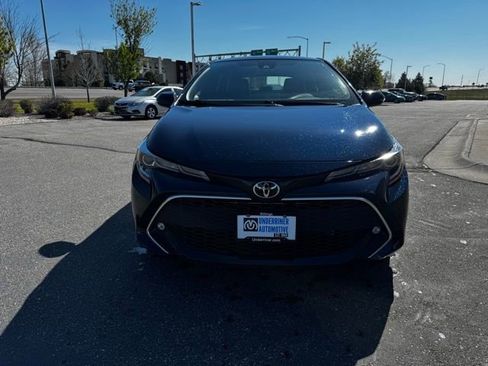 Used 2022 Toyota Corolla XSE FWD image 3