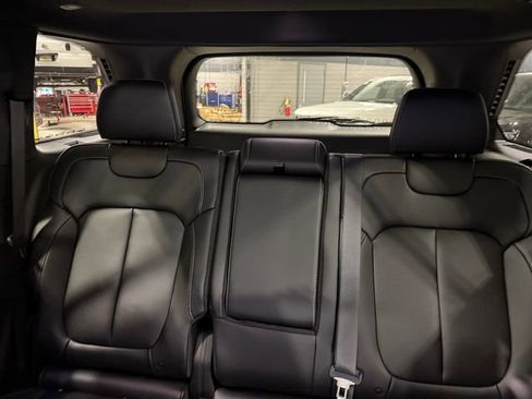 New 2025 Jeep Grand Cherokee Limited w/ Black Appearance Package image 23