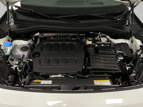 New 2026 Volkswagen Tiguan SE R-Line image 11