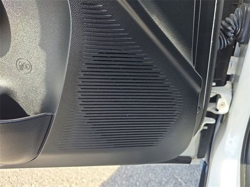 Certified 2019 Dodge Challenger SXT image 13