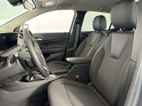 Certified 2024 Buick Encore GX Preferred w/ Comfort Package image 6