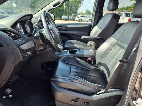 Used 2017 Dodge Grand Caravan GT FWD image 15