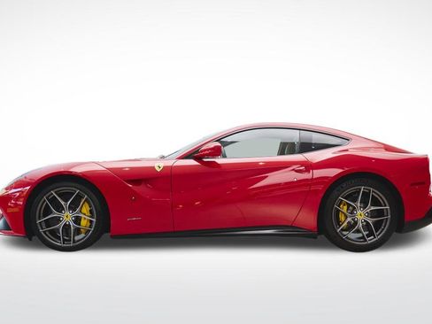 Used 2014 Ferrari F12 Berlinetta RWD image 2