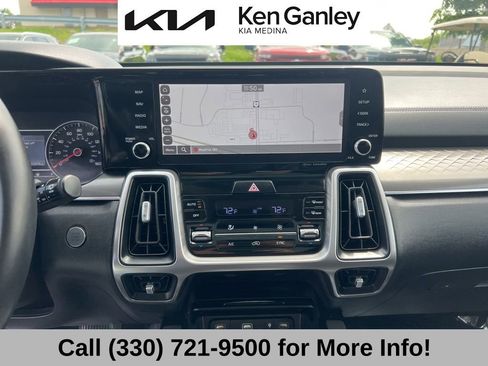 Certified 2023 Kia Sorento S w/ Panoramic Sunroof Package FWD image 39