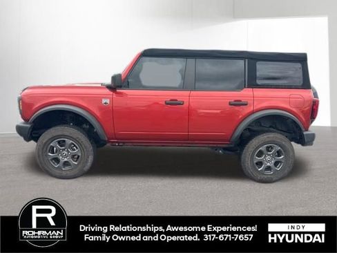 Used 2022 Ford Bronco Big Bend image 2