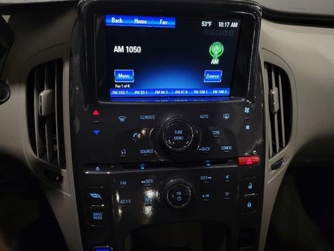 Used 2014 Chevrolet Volt w/ Enhanced Safety Package 2 image 25