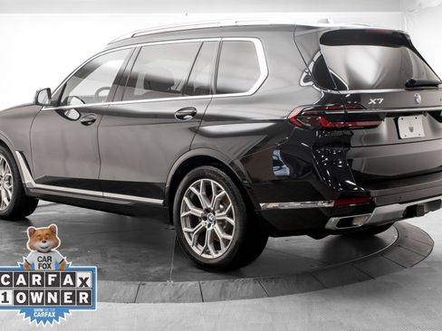 Used 2024 BMW X7 xDrive40i w/ Climate Comfort Package AWD/4WD image 5