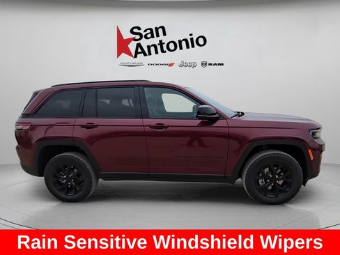 New 2025 Jeep Grand Cherokee Altitude RWD image 17