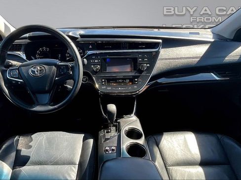 Used 2013 Toyota Avalon XLE FWD image 16