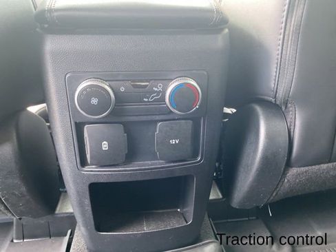 Used 2021 Ford Explorer XLT w/ Equipment Group 202A image 26