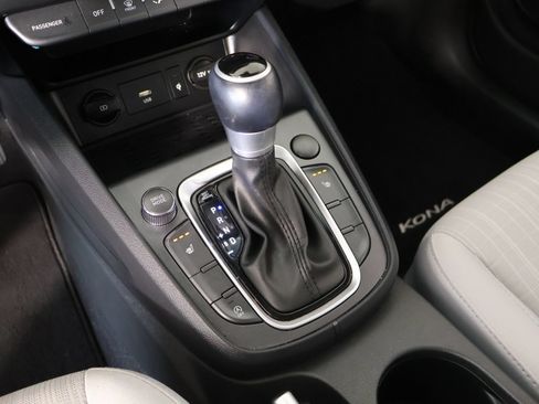 Used 2023 Hyundai Kona SEL w/ Convenience Package FWD image 8